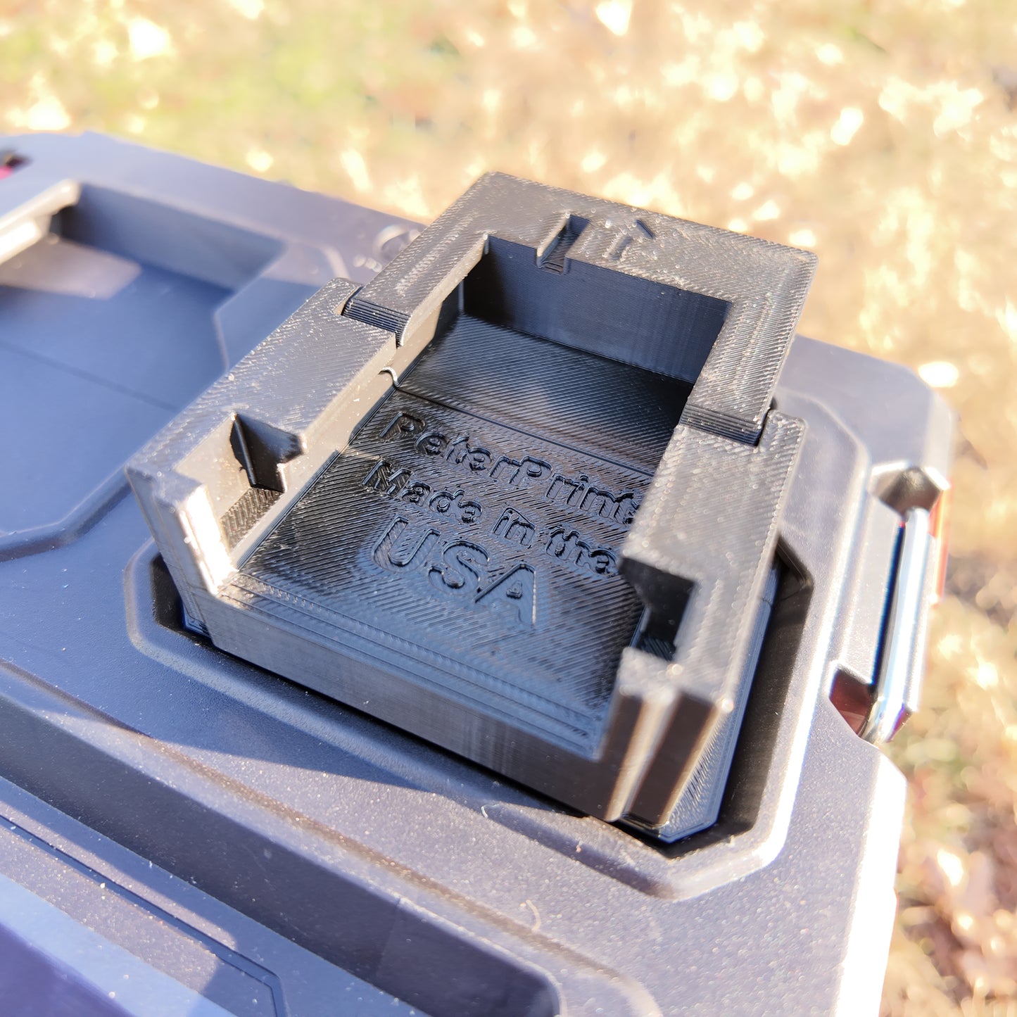 Self-Locking M18 Battery Mount Compatible with Milwaukee Packout