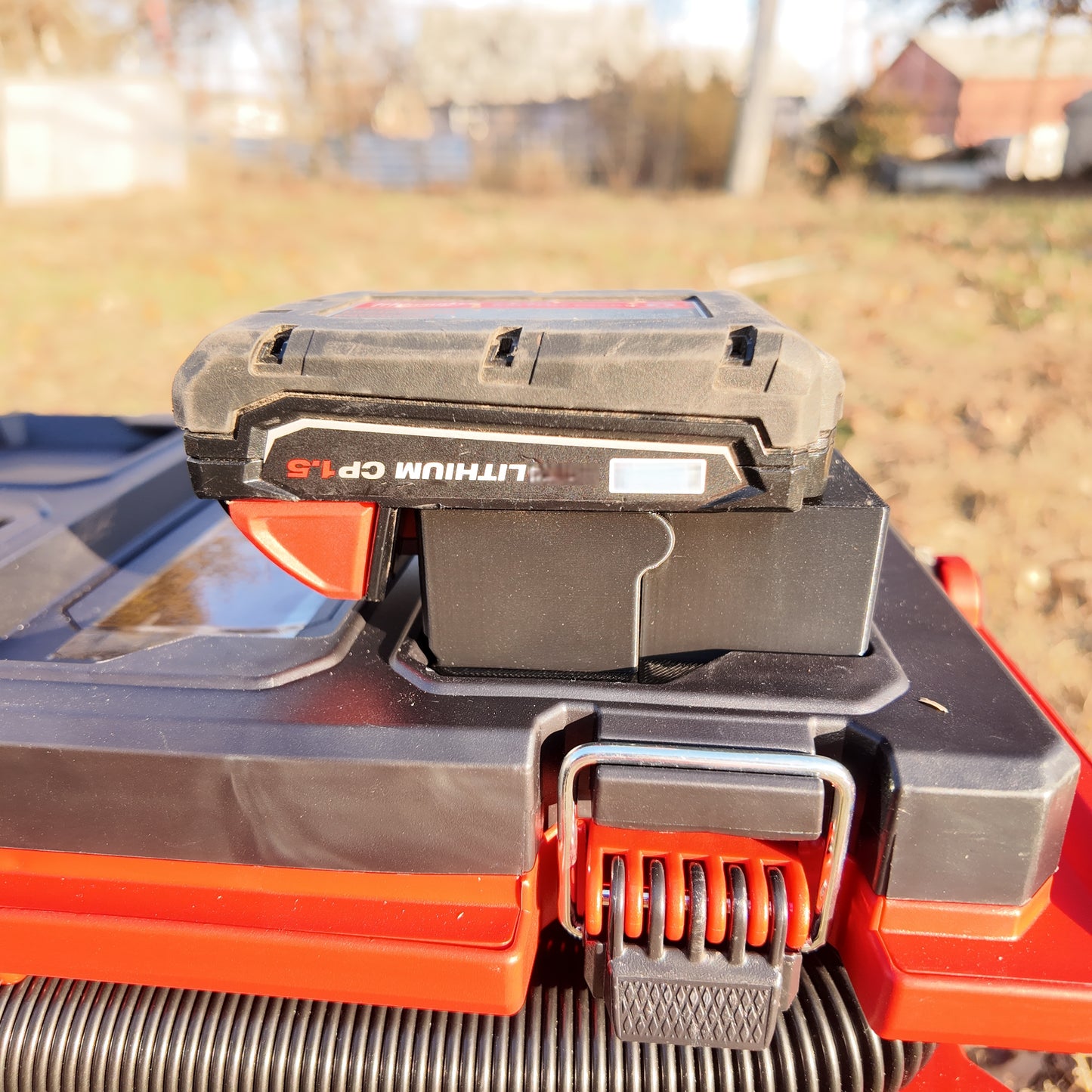 Self-Locking M18 Battery Mount Compatible with Milwaukee Packout