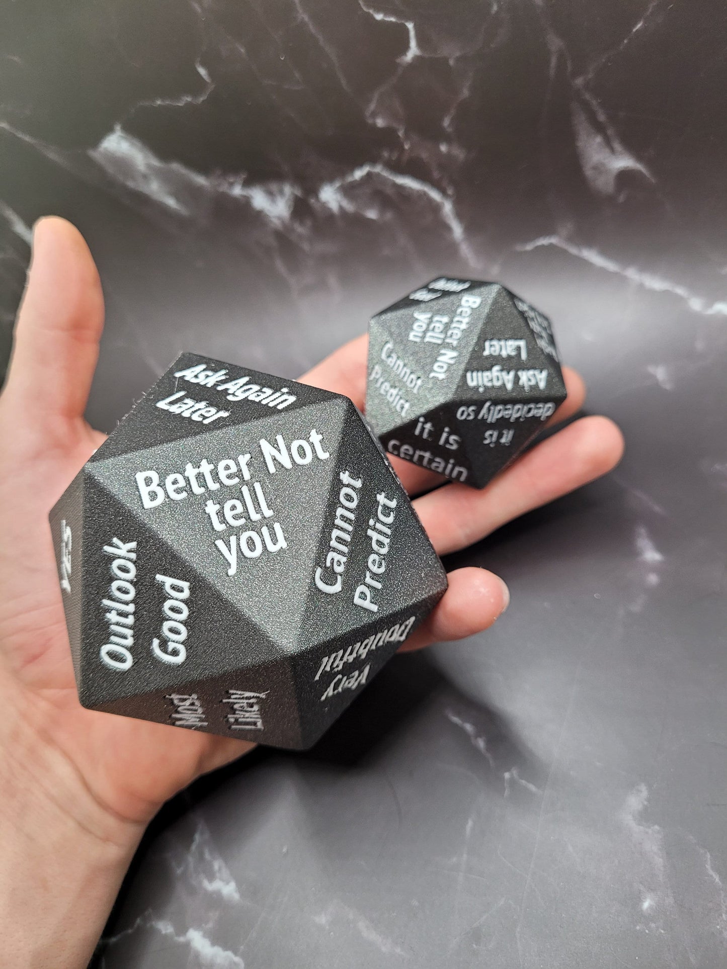 Magic 8-ball D20 Dice Oversized Classic Magic Eight Ball with New Twist Party D20 Die