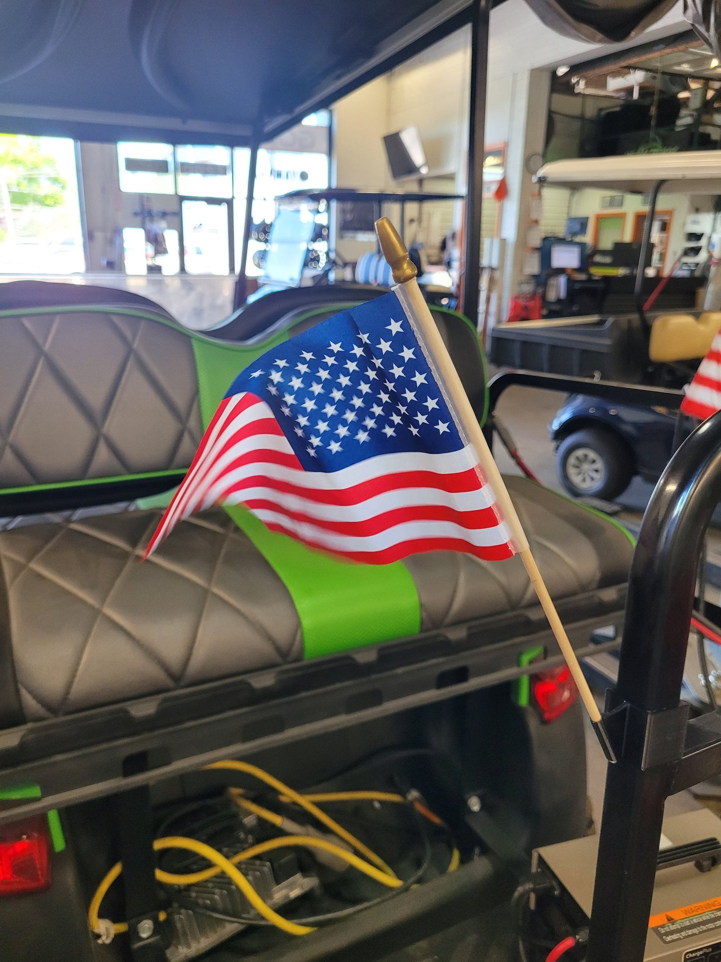 Golf Cart American Flag Holder USA United States Flag with Wood Stick Pole, Clips On Golf Cart Bar Struts Independence Day July 4th Golf