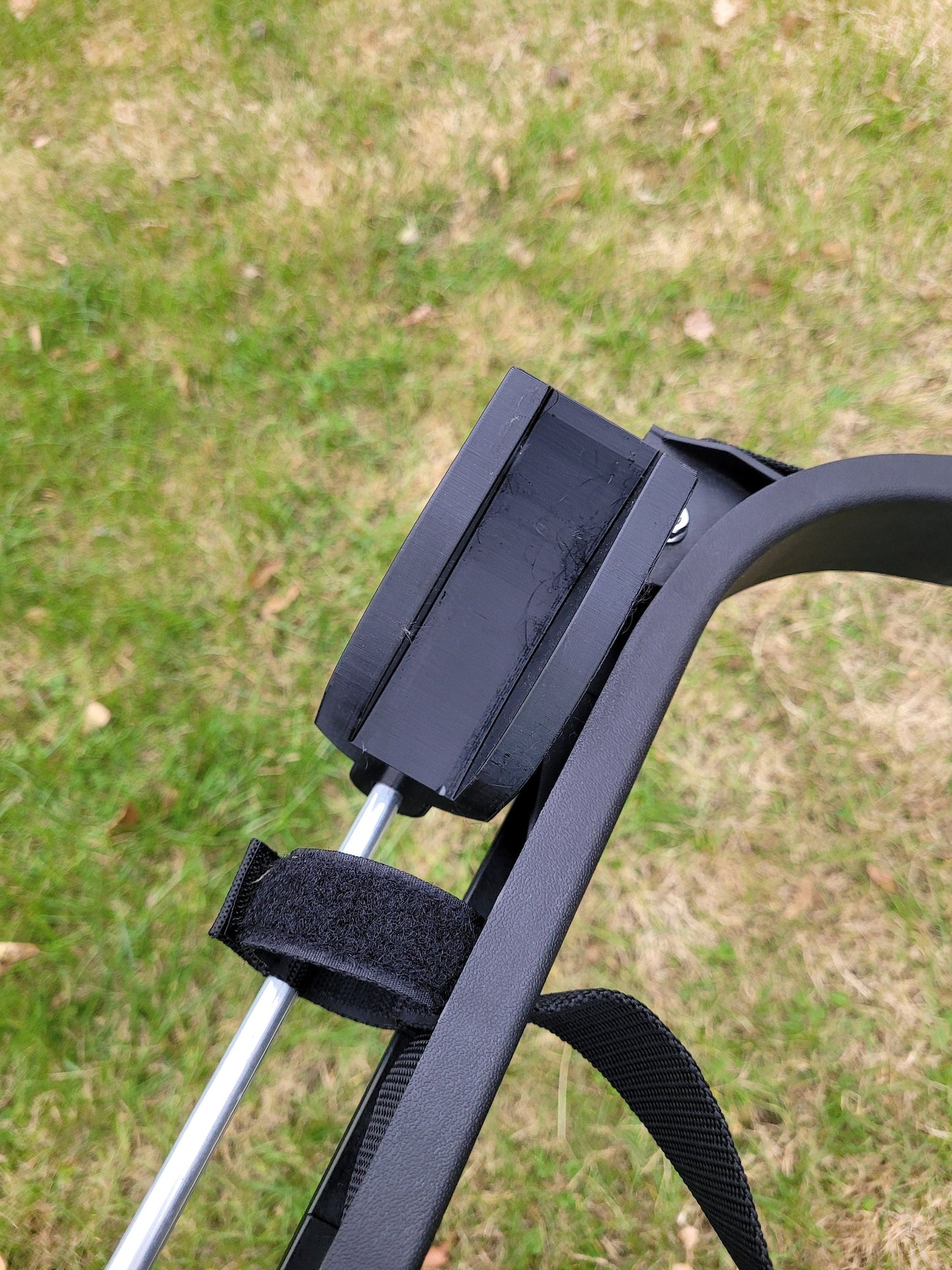 GTW Deluxe Rear Seat Grab Bar Golf Bag Holder Attachment, Easily Removable, No Drilling Required, Fits the Mach 1, Mach 2 , Mach 3 Seats