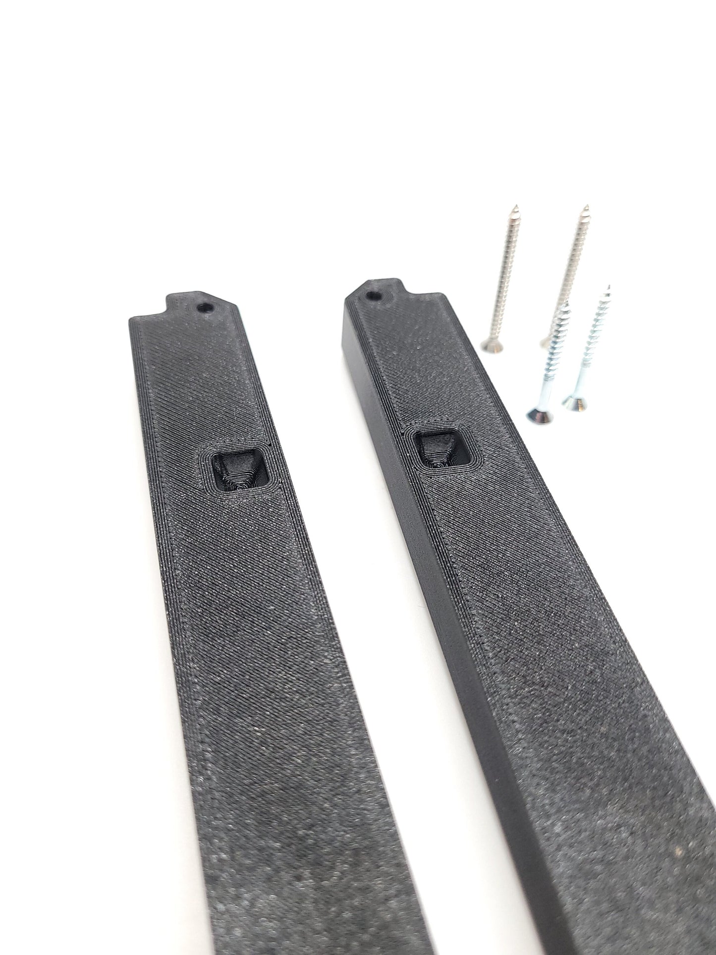 MILWAUKEE Rapid Dual 18V Magnetic Mount, For Cat. No. 48-59-1802, Adapts Charger to mount on Metal Surface