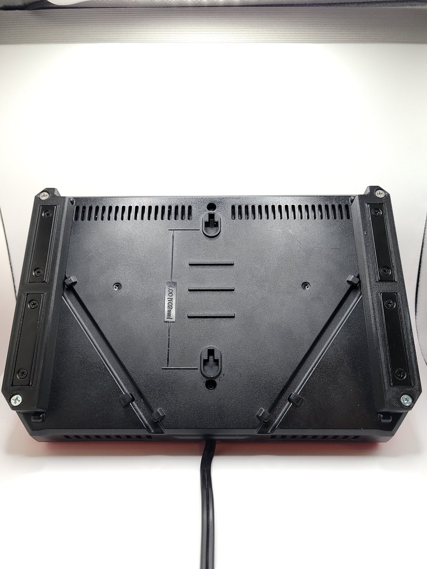 MILWAUKEE Rapid Dual 18V Magnetic Mount, For Cat. No. 48-59-1802, Adapts Charger to mount on Metal Surface