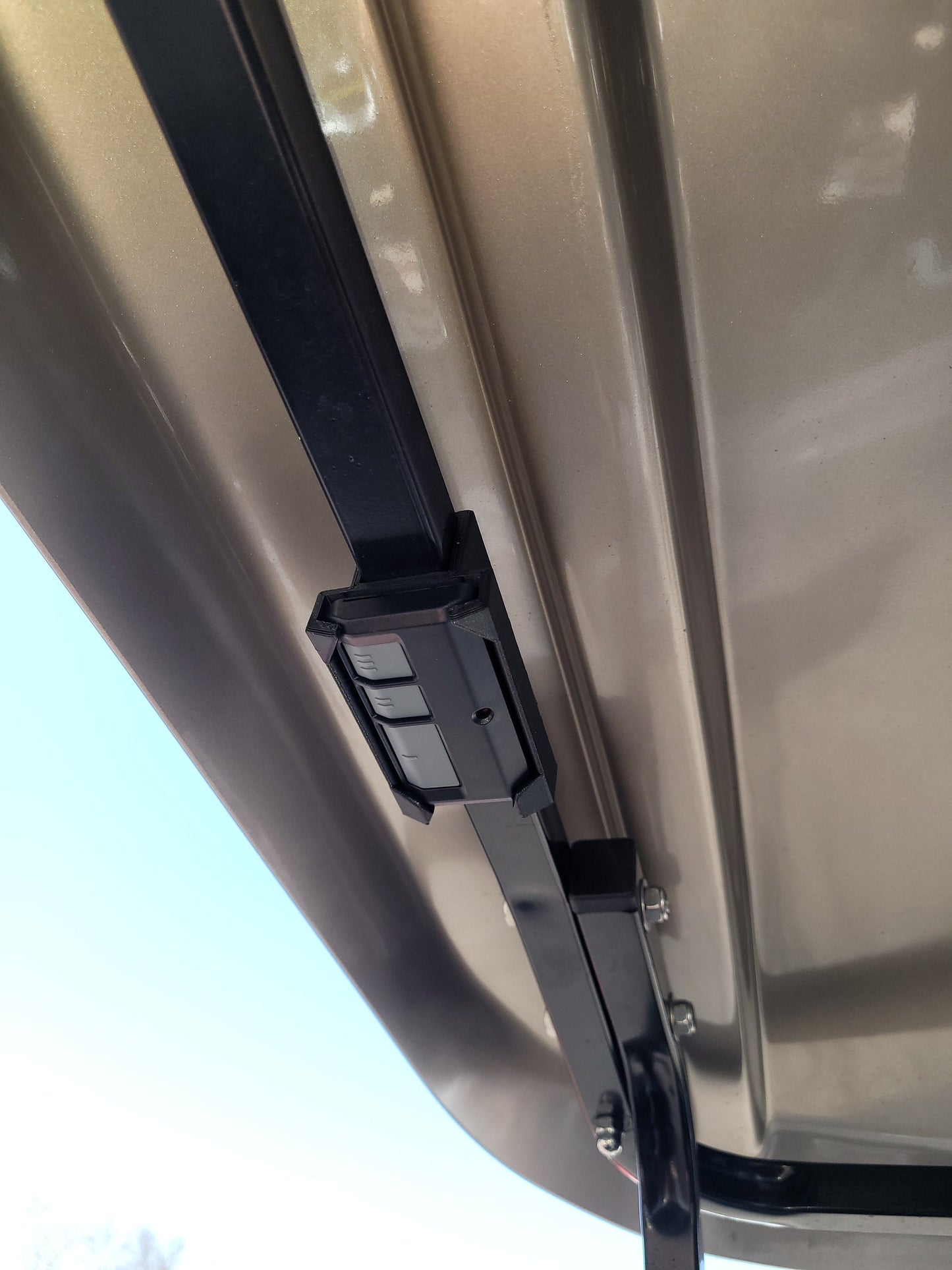 Garage Door Opener Clip for Front Golf Cart Strut
